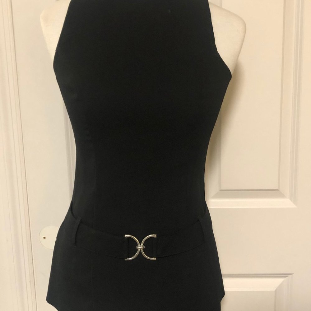 Black women's sleeveless top